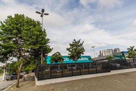 Apartamento para alugar com 75m², 2 quartos e 2 vagasVista da Rua