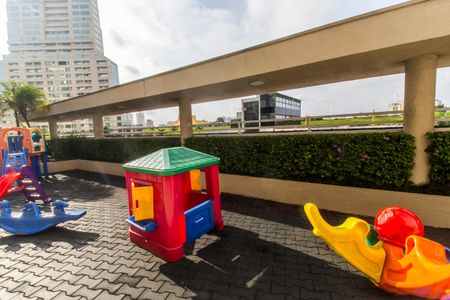 Apartamento para alugar com 75m², 2 quartos e 2 vagasÁrea comum - Playground