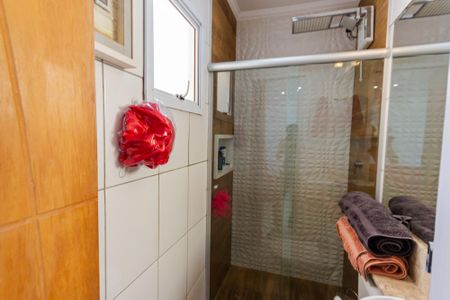 Apartamento à venda com 76m², 2 quartos e 1 vaga Apartamento à venda com 76m², 2 quartos e 1 vagaBanheiro