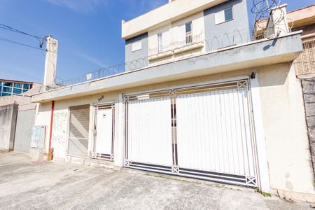 Apartamento à venda com 76m², 2 quartos e 1 vaga Apartamento à venda com 76m², 2 quartos e 1 vagaFachada