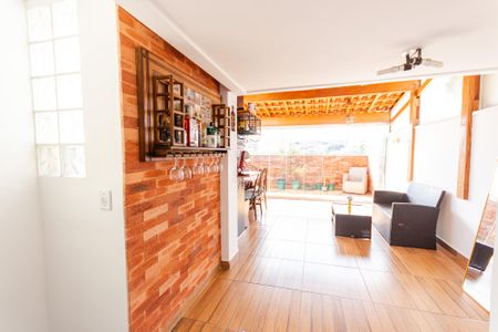 Apartamento à venda com 76m², 2 quartos e 1 vaga Apartamento à venda com 76m², 2 quartos e 1 vagaCobertura