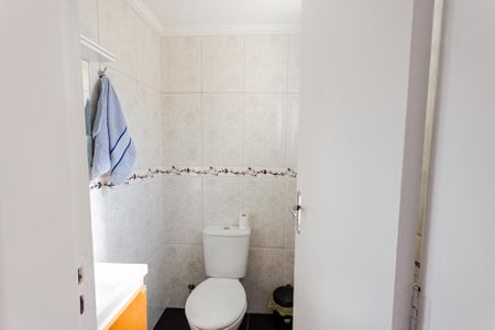 Apartamento à venda com 76m², 2 quartos e 1 vaga Apartamento à venda com 76m², 2 quartos e 1 vagaBanheiro de Serviço