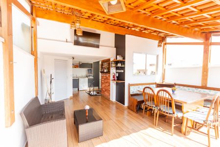 Apartamento à venda com 76m², 2 quartos e 1 vaga Apartamento à venda com 76m², 2 quartos e 1 vagaCobertura