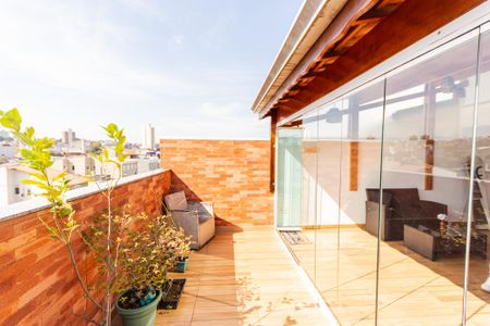 Apartamento à venda com 76m², 2 quartos e 1 vaga Apartamento à venda com 76m², 2 quartos e 1 vagaCobertura