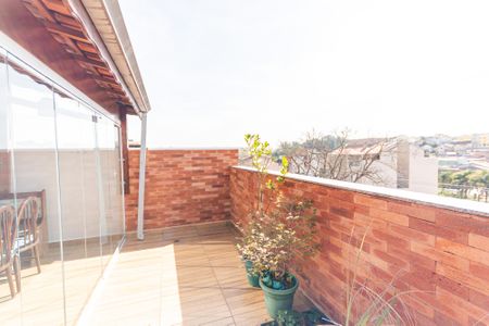 Apartamento à venda com 76m², 2 quartos e 1 vaga Apartamento à venda com 76m², 2 quartos e 1 vagaCobertura