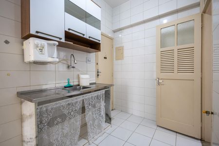 Apartamento à venda com 75m², 2 quartos e sem vagaCozinha