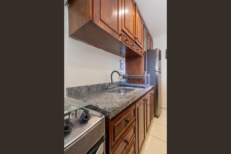 Apartamento à venda com 58m², 1 quarto e 1 vaga Apartamento à venda com 58m², 1 quarto e 1 vagaCozinha