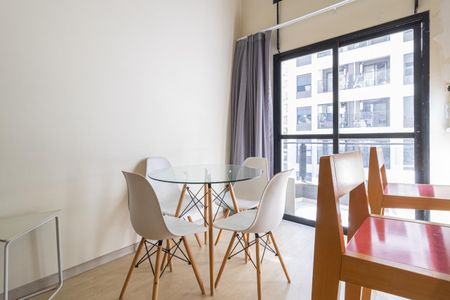 Apartamento à venda com 58m², 1 quarto e 1 vaga Apartamento à venda com 58m², 1 quarto e 1 vagaSala de Jantar