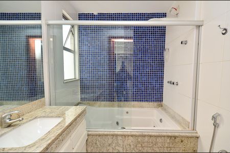 Apartamento para alugar com 135m², 4 quartos e 3 vagasBanheiro Suite