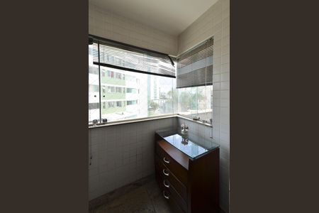 Apartamento para alugar com 135m², 4 quartos e 3 vagasVaranda Suite