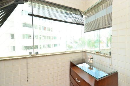 Apartamento para alugar com 135m², 4 quartos e 3 vagasVaranda Suite