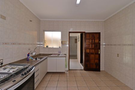 Casa à venda com 221m², 3 quartos e 2 vagasCozinha