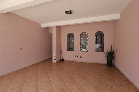 Casa à venda com 221m², 3 quartos e 2 vagasGaragem