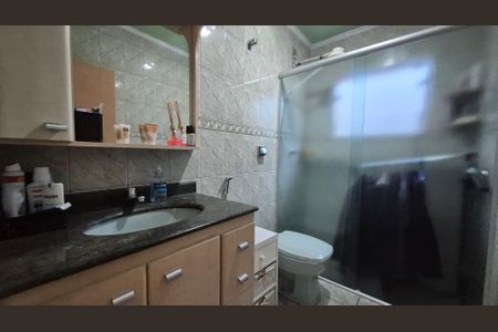 Casa à venda com 221m², 3 quartos e 2 vagasBanheiro Social