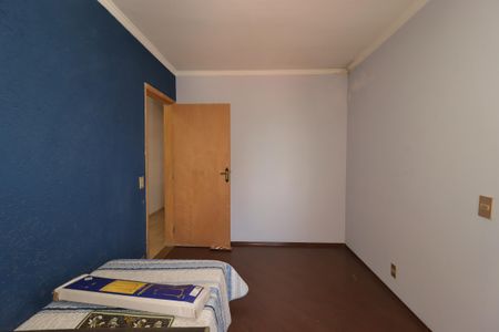 Casa à venda com 221m², 3 quartos e 2 vagasQuarto 2