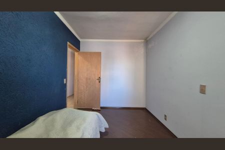 Casa à venda com 221m², 3 quartos e 2 vagasQuarto 