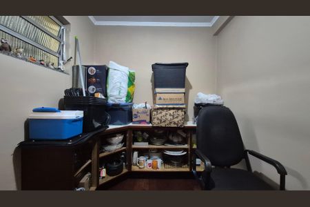 Casa à venda com 221m², 3 quartos e 2 vagasEdicula