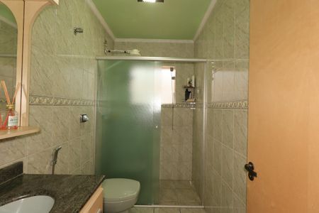 Casa à venda com 221m², 3 quartos e 2 vagasBanheiro Social