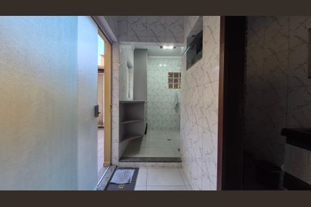 Casa à venda com 221m², 3 quartos e 2 vagasCozinha