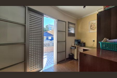 Casa à venda com 221m², 3 quartos e 2 vagasSuite