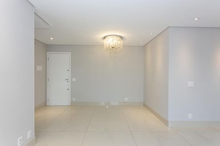Apartamento para alugar com 92m², 2 quartos e 2 vagasSala