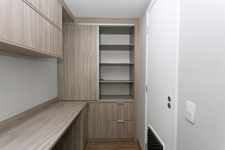 Apartamento para alugar com 92m², 2 quartos e 2 vagasEscritório