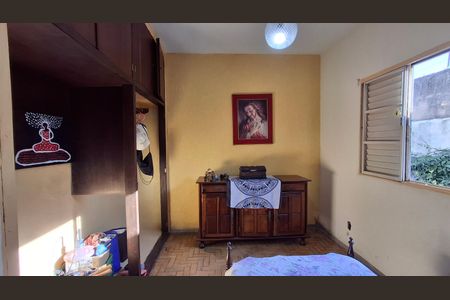 Casa à venda com 83m², 2 quartos e 6 vagasQuarto 2