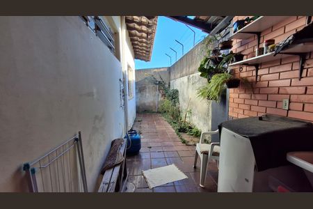 Casa à venda com 83m², 2 quartos e 6 vagasÁrea de Serviço