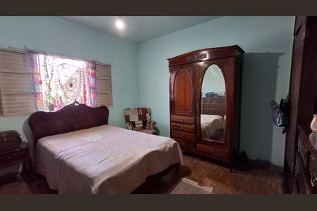 Casa à venda com 83m², 2 quartos e 6 vagasQuarto 1