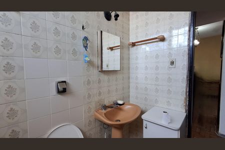 Casa à venda com 83m², 2 quartos e 6 vagasBanheiro