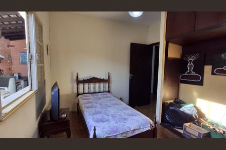 Casa à venda com 83m², 2 quartos e 6 vagasQuarto 2