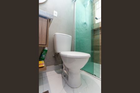 Casa à venda com 134m², 4 quartos e 2 vagasBanheiro da Suíte