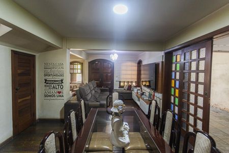 Casa para alugar com 360m², 4 quartos e 3 vagasSala