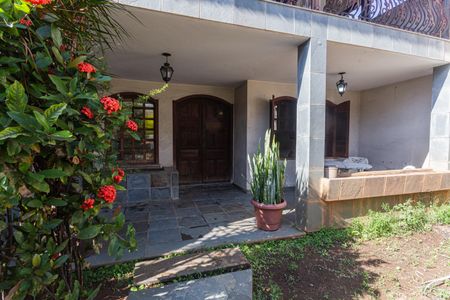 Casa para alugar com 360m², 4 quartos e 3 vagasJardim/Entrada