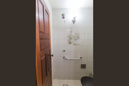 Casa para alugar com 360m², 4 quartos e 3 vagasBanheiro Social 1