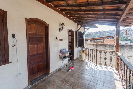 Casa para alugar com 360m², 4 quartos e 3 vagasVaranda da Suíte 1 e 2 no 2° Andar