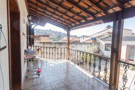 Casa para alugar com 360m², 4 quartos e 3 vagasVaranda da Suíte 1 e 2 no 2° Andar