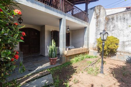 Casa para alugar com 360m², 4 quartos e 3 vagasJardim/Entrada