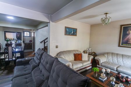 Casa para alugar com 360m², 4 quartos e 3 vagasSala