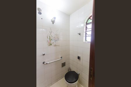 Casa para alugar com 360m², 4 quartos e 3 vagasBanheiro Social 1