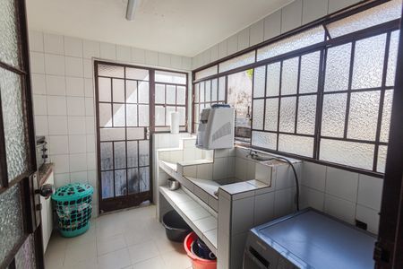 Casa para alugar com 360m², 4 quartos e 3 vagasÁrea de Serviço