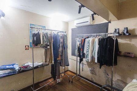 Casa para alugar com 360m², 4 quartos e 3 vagasEscritório