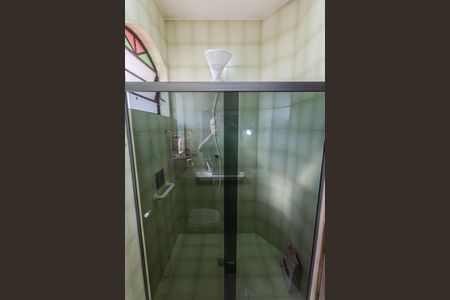 Casa para alugar com 360m², 4 quartos e 3 vagasBanheiro da Suíte 1 no 2° Andar