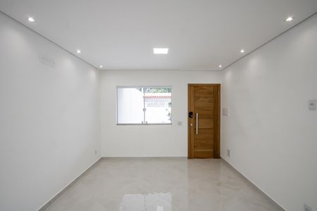 Casa à venda com 135m², 3 quartos e 2 vagasSala