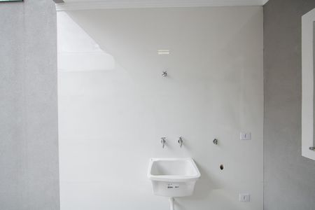 Casa à venda com 135m², 3 quartos e 2 vagasÁrea de Serviço