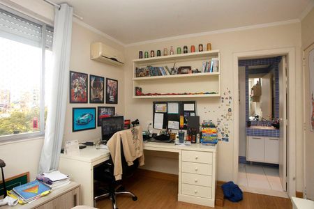 Apartamento para alugar com 191m², 4 quartos e 2 vagasQuarto 2 Suíte