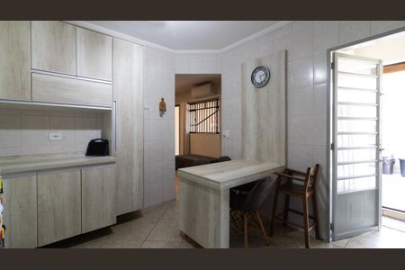 Casa à venda com 140m², 2 quartos e 4 vagasCozinha