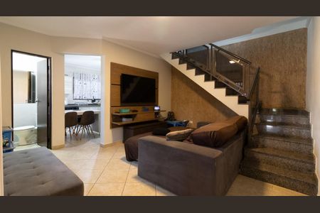 Sala de casa à venda com 2 quartos, 140m² em Jardim Danfer, São Paulo