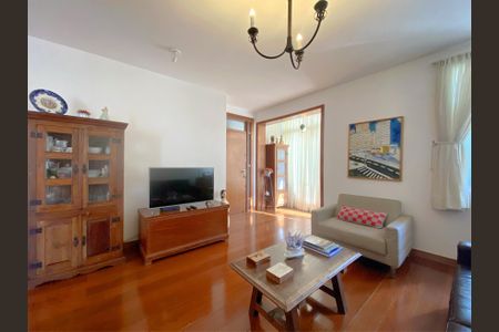 Apartamento à venda com 148m², 4 quartos e 2 vagasSala