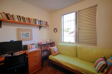 Apartamento à venda com 148m², 4 quartos e 2 vagasQuarto 3